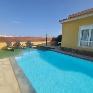 16 Con Piscina Privada Caleta de Fuste